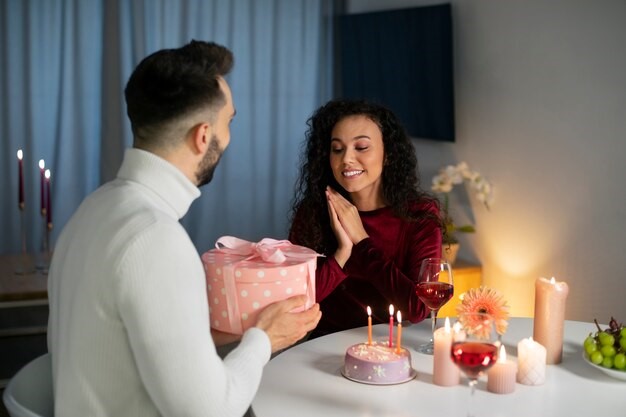 Buying gifts for your girlfriend, Buying gifts for your husband
